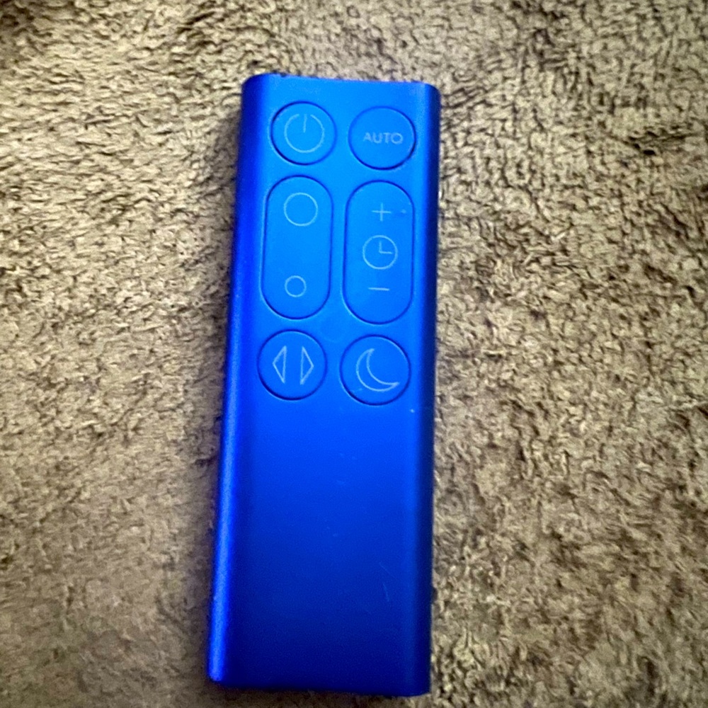 Dyson TPO2 remote control. Almost new condition.